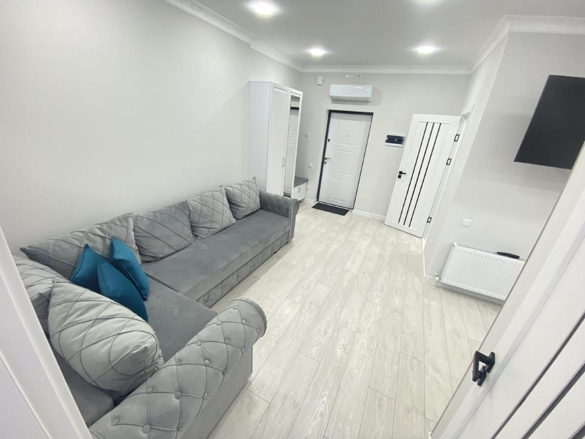 Luxury New Avram Iancu Apartments Chisinau Luaran gambar