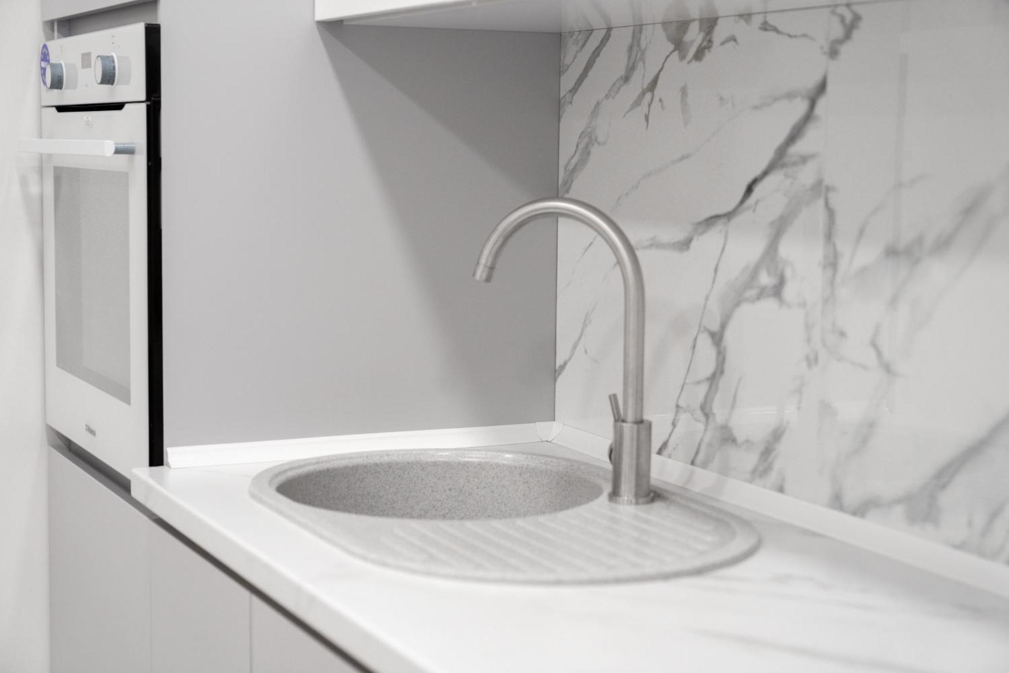 Luxury New Avram Iancu Apartments Chisinau Luaran gambar