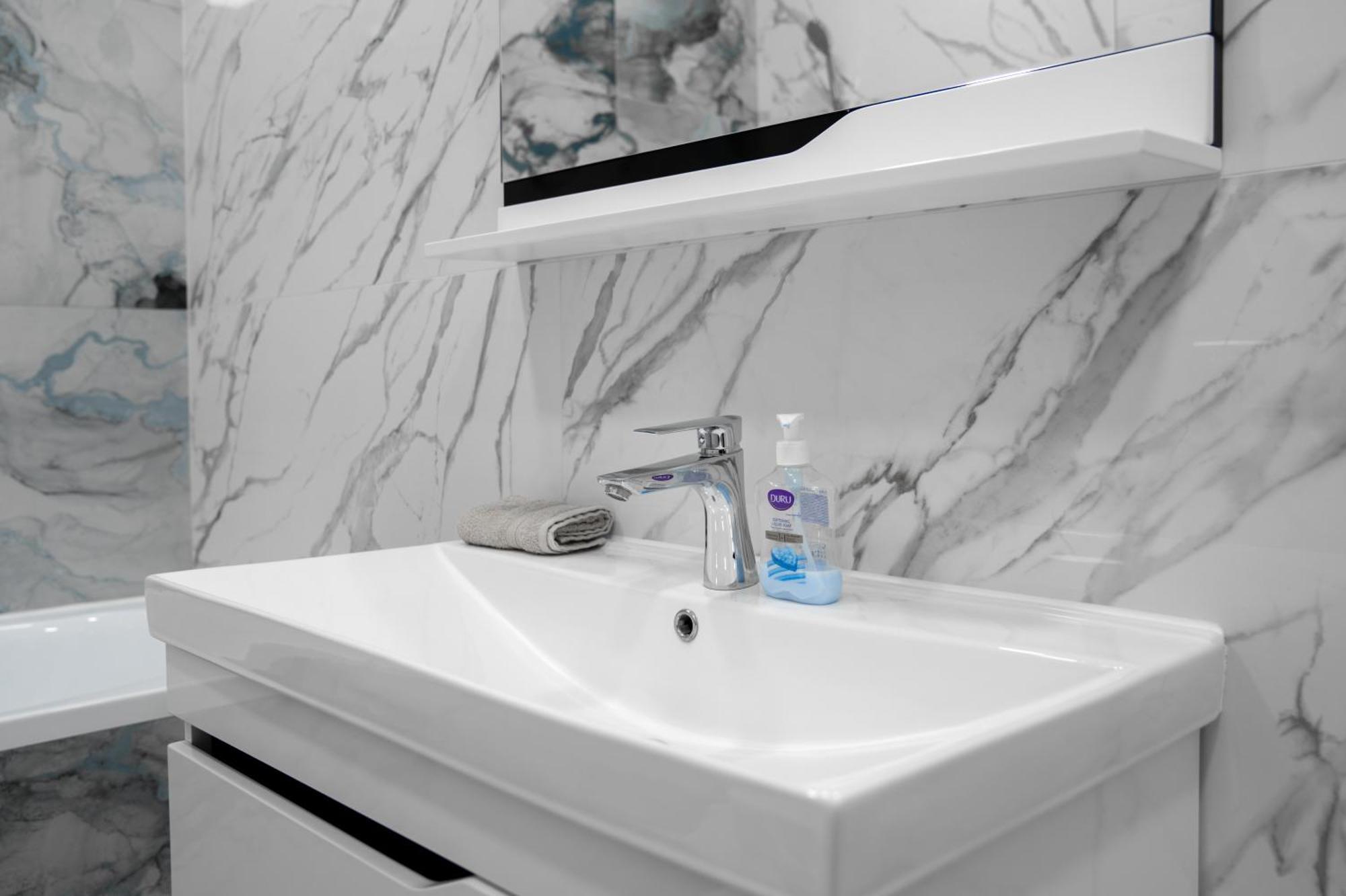 Luxury New Avram Iancu Apartments Chisinau Luaran gambar